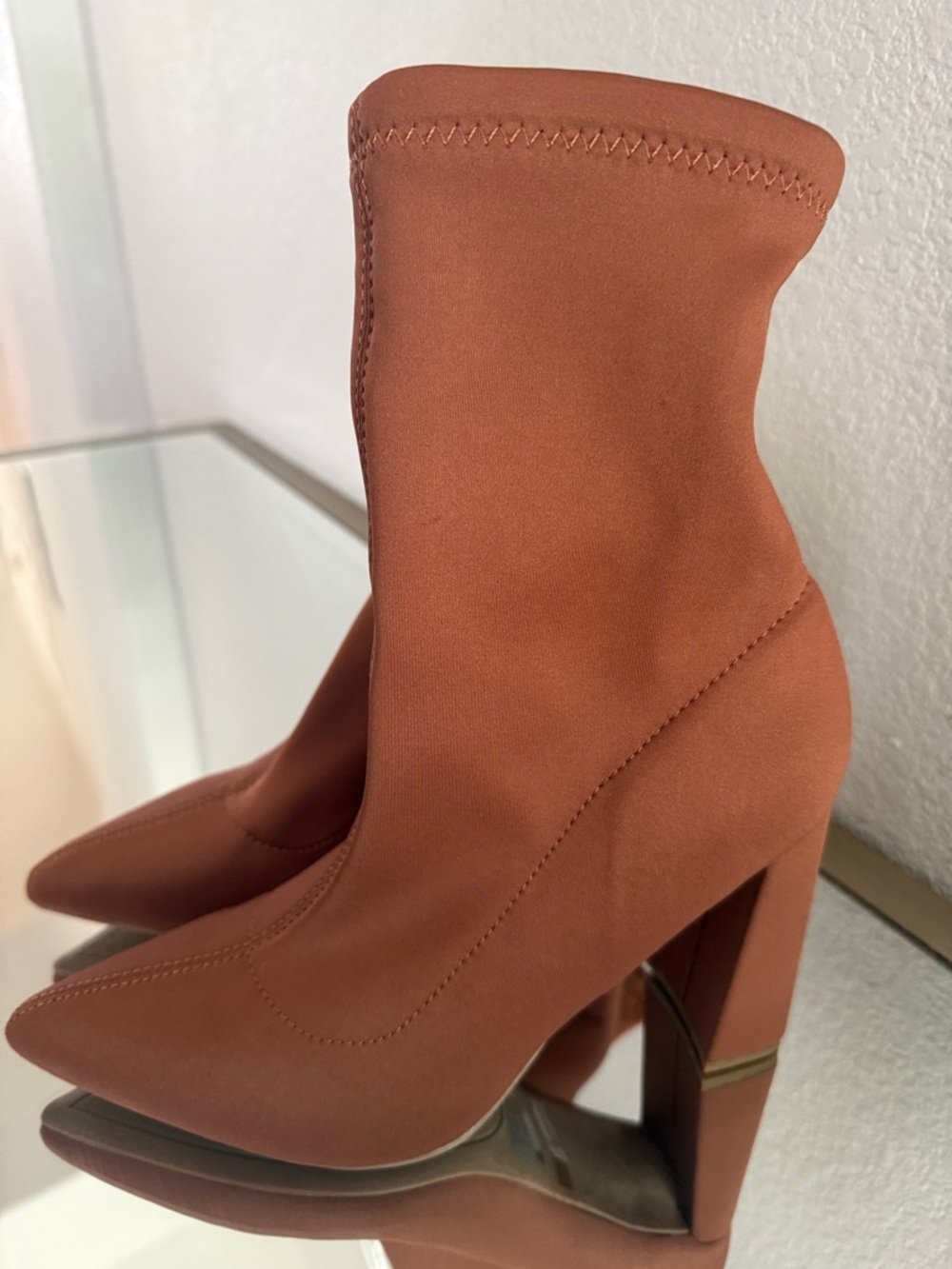 BRAND NEW BAMBOO Rust Brown Pointed Sock Booties with Block Heel